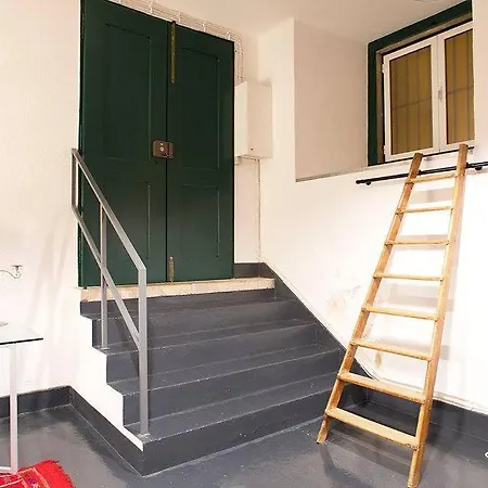 Renewed In Alfama * Lisbona